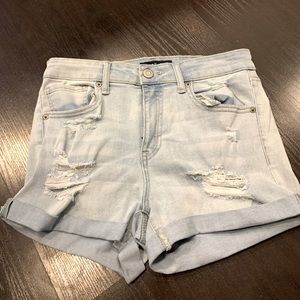 aero skinny jean shorts